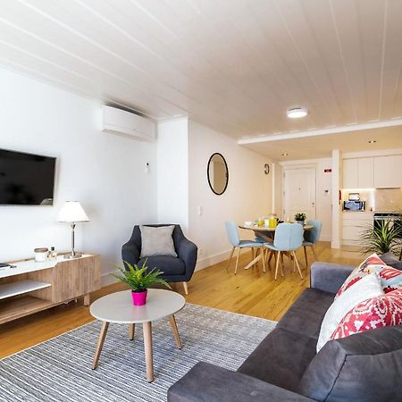 Amazing 1Bdr Apartment In Chiado By Lovelystay Lissabon Exterior foto