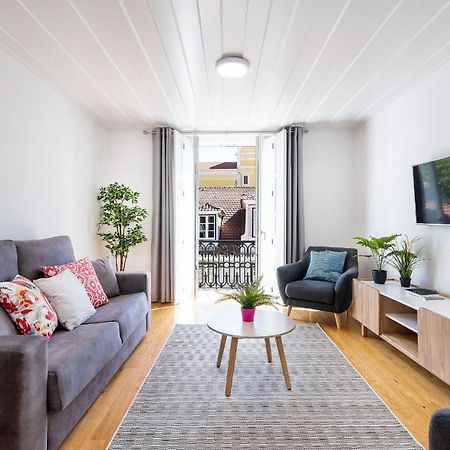 Amazing 1Bdr Apartment In Chiado By Lovelystay Lissabon Exterior foto