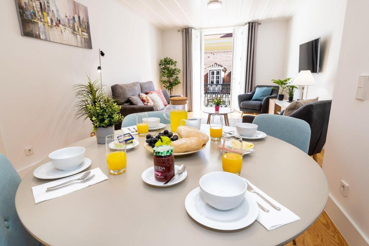 Amazing 1Bdr Apartment In Chiado By Lovelystay Lissabon Exterior foto