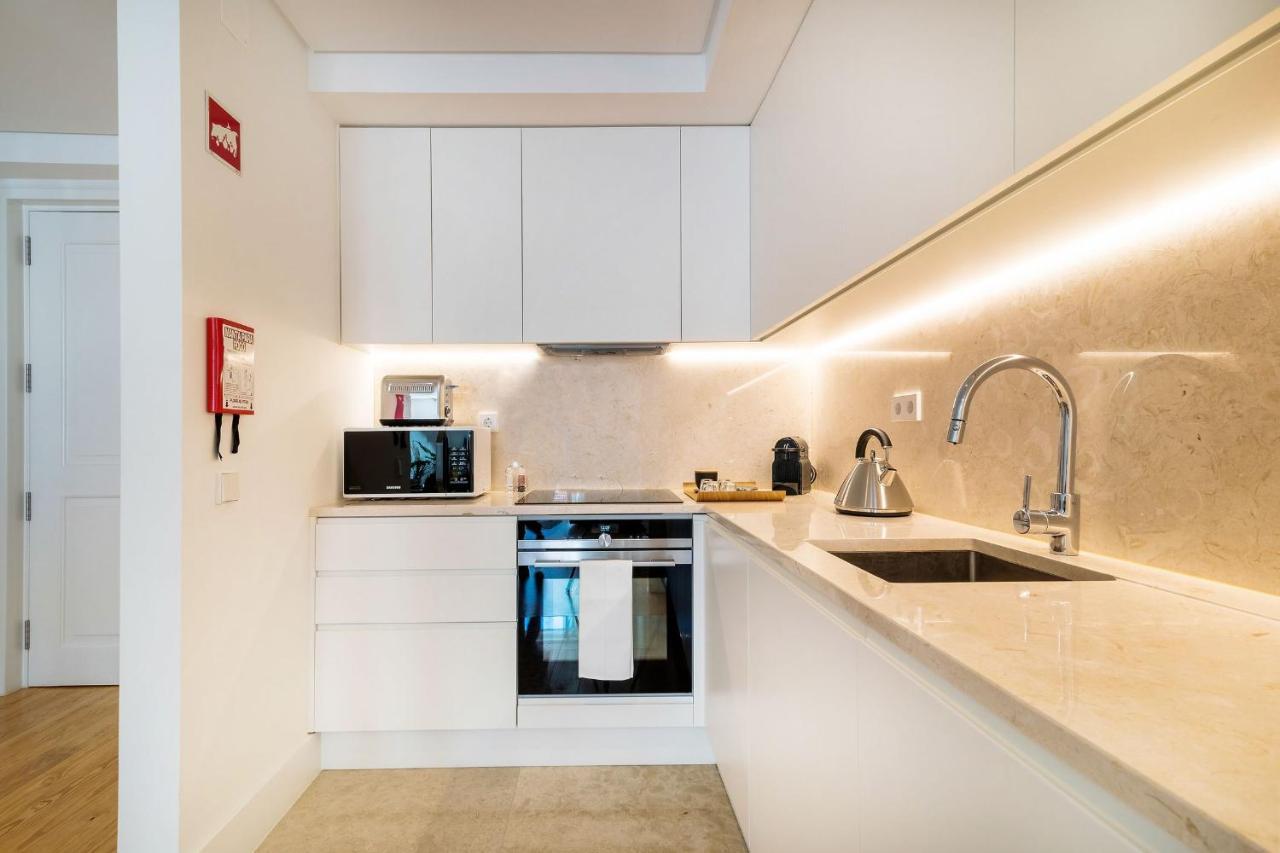 Amazing 1Bdr Apartment In Chiado By Lovelystay Lissabon Exterior foto